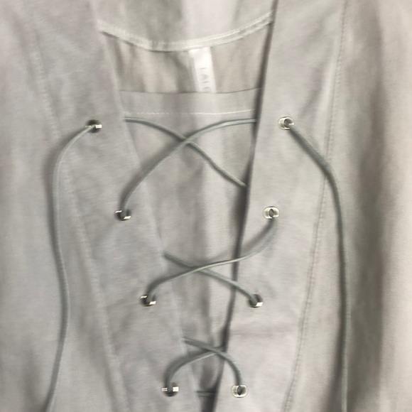 grey blouse - Picture 2 of 3